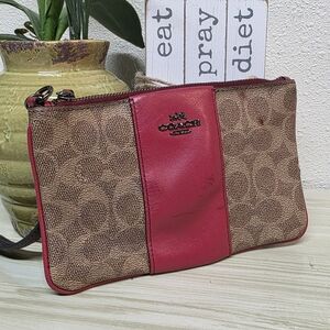 Coach Signature Canvas Wristlet